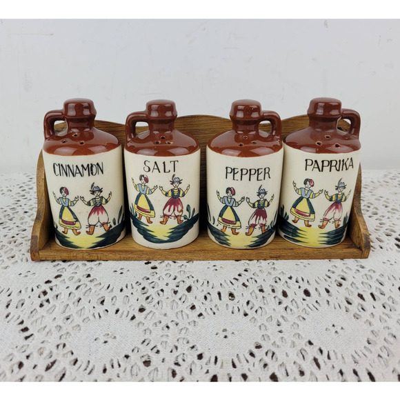 Unbranded Dining Vintage Salt Pepper Paprika Cinnamon Shaker